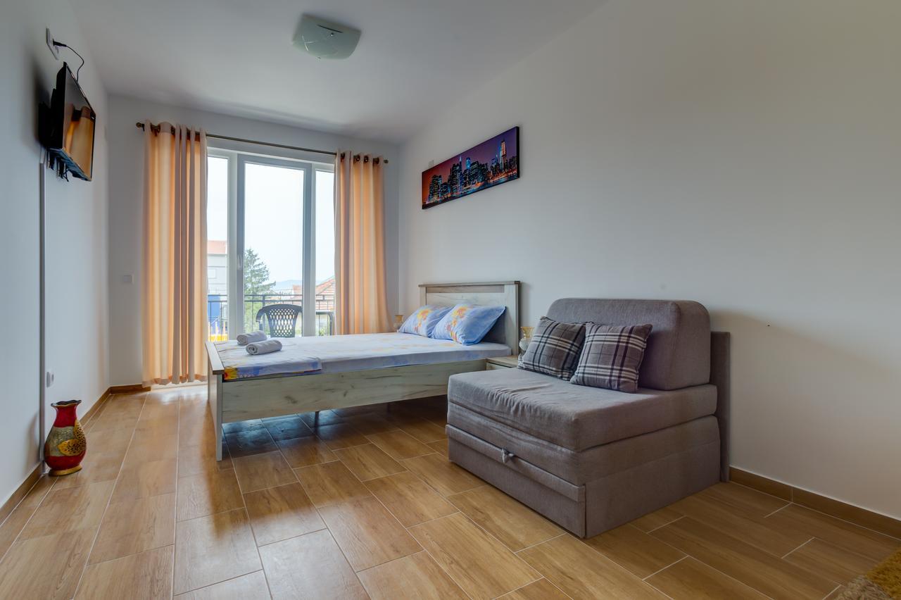 טיווט Petkovic Accommodation מראה חיצוני תמונה